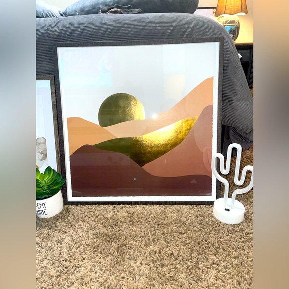 Desert sunset in shadow box looking frame - Picture 1 of 2